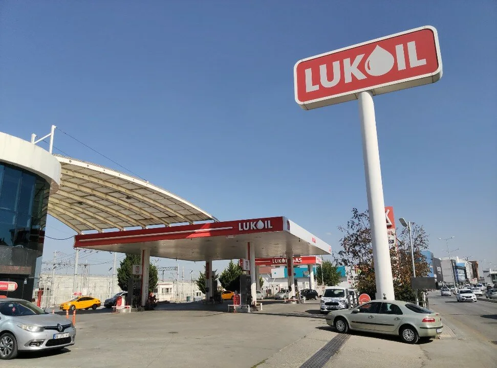Etimesgut Lukoil akaryakıt istasyonu